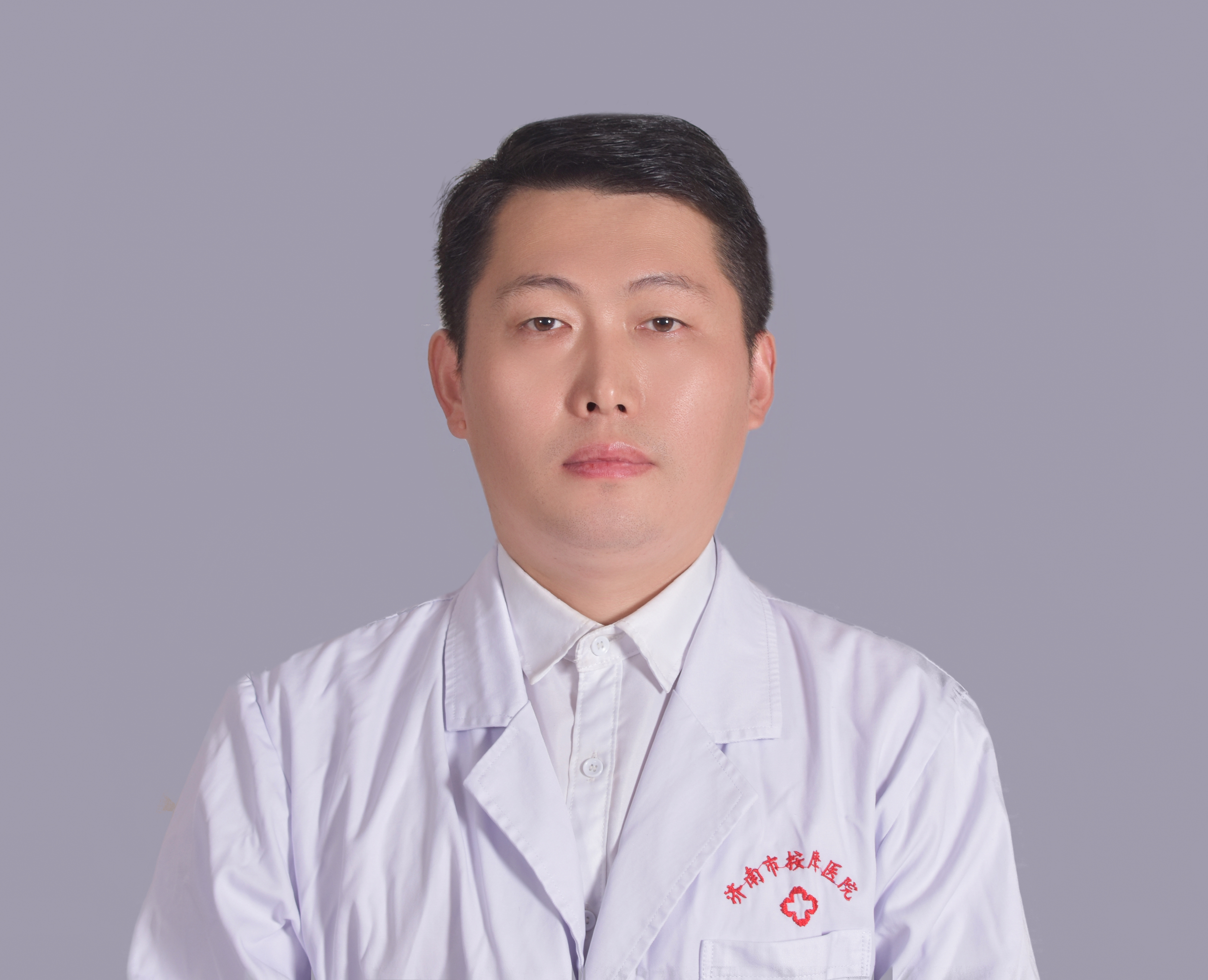 杨凯.jpg